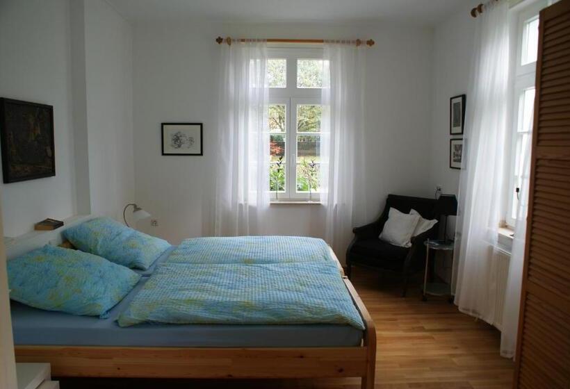 Bed and Breakfast Altes Landhaus Am Park