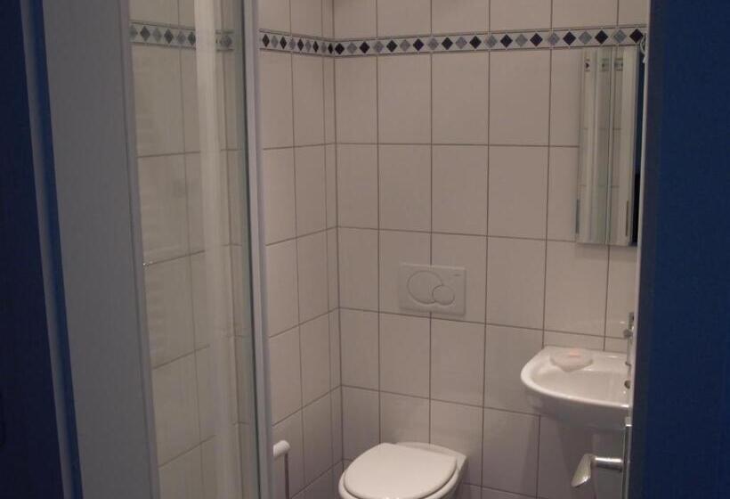 Bed and Breakfast Altes Landhaus Am Park