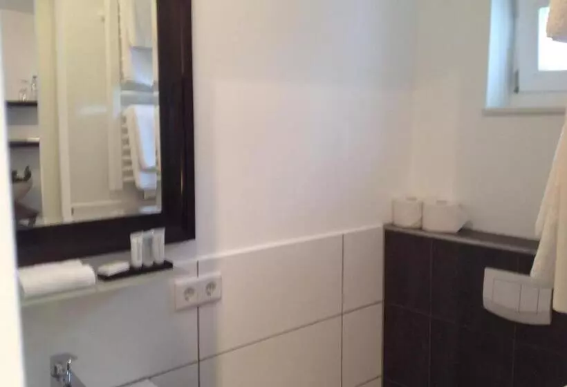 Aamiaismajoitus (B&B) Am Meerturm