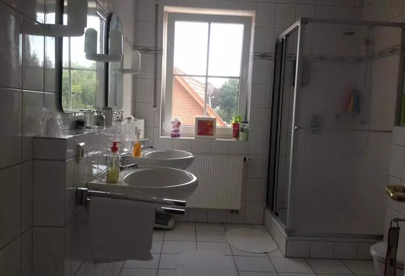 Villa Lohne B&b