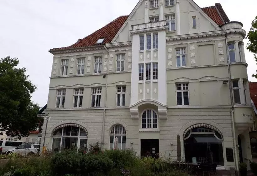 ホテル & Café Kleinergrünauer
