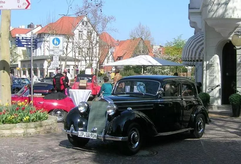 ホテル & Café Kleinergrünauer