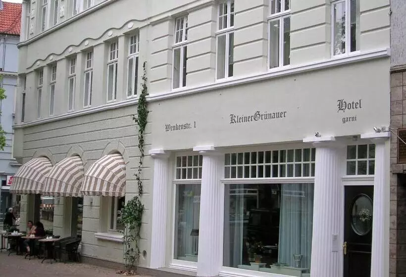 ホテル & Café Kleinergrünauer