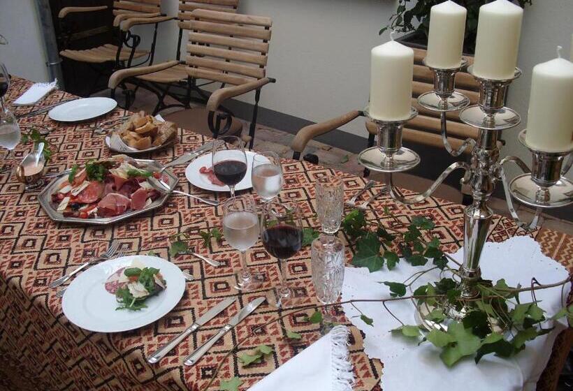 호텔 & Café Kleinergrünauer