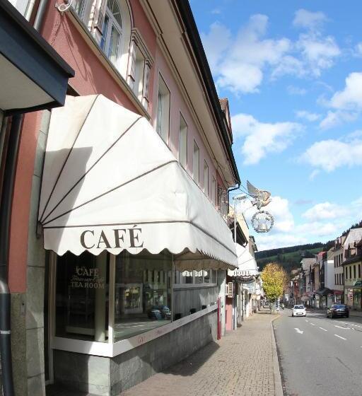 בית מלון כפרי Cafe Adler