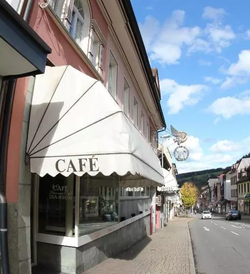 ホテル Cafe Adler