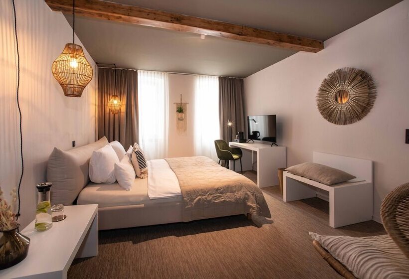 Hotel Fuchs Life Style Mit Night Life