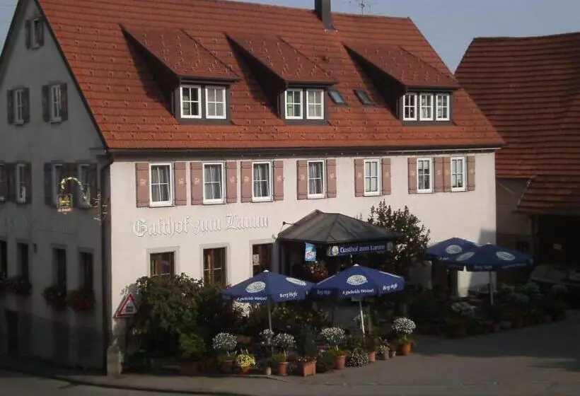 Hotelli Gasthof Zum Lamm