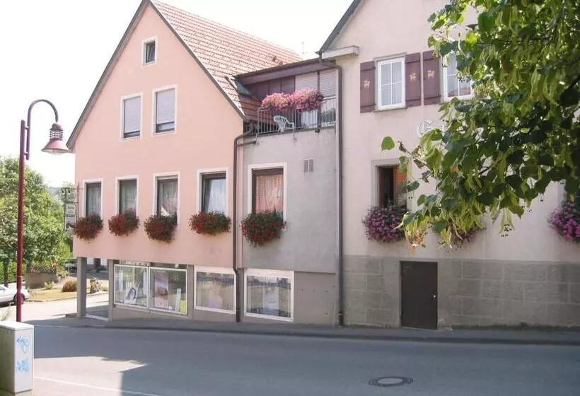 Hotelli Gasthof Zum Lamm