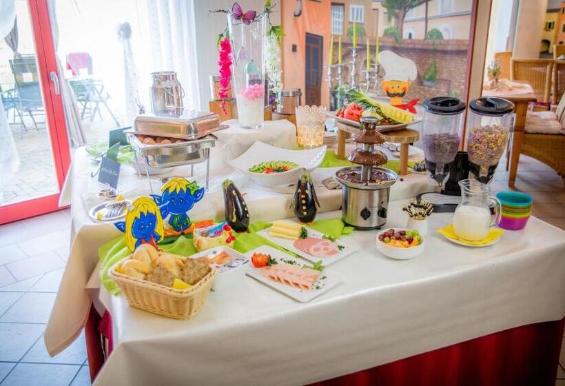 ホテル Gäste Und Seminarhaus Uckerwelle