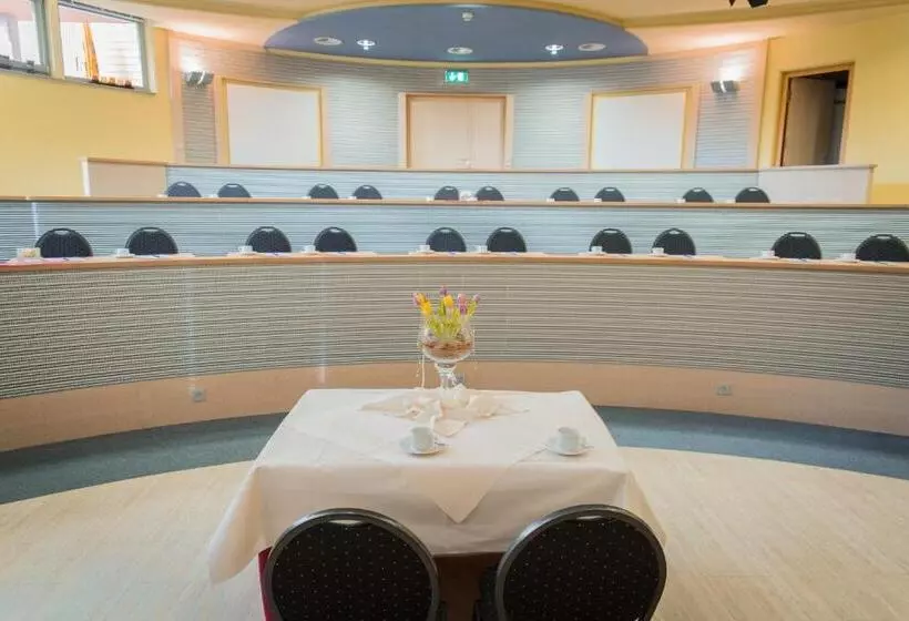 Hotelli Gäste Und Seminarhaus Uckerwelle