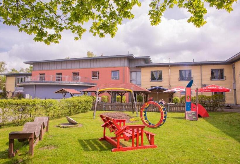 ホテル Gäste Und Seminarhaus Uckerwelle