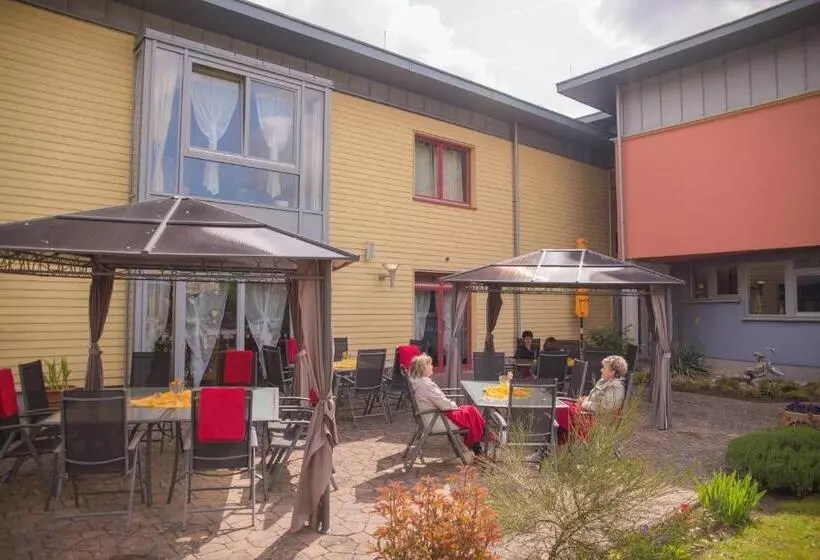 Hotelli Gäste Und Seminarhaus Uckerwelle