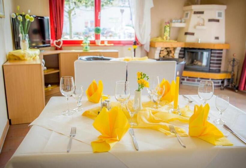 ホテル Gäste Und Seminarhaus Uckerwelle