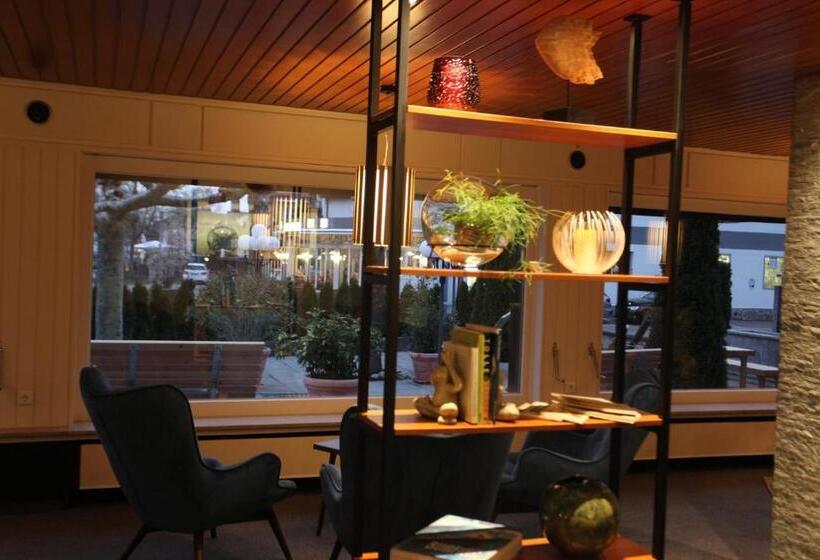 Отель Knaus Am Hafen