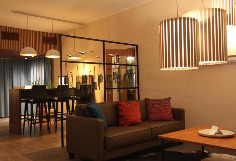 Отель Knaus Am Hafen