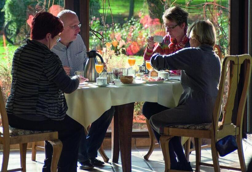 Отель Kurhaus Pivittskrug