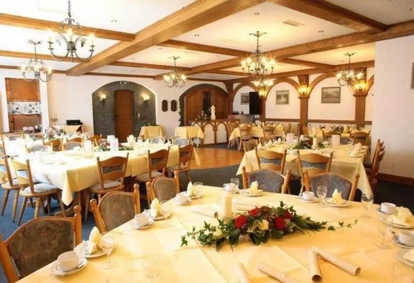ホテル Landgasthof Rebstock