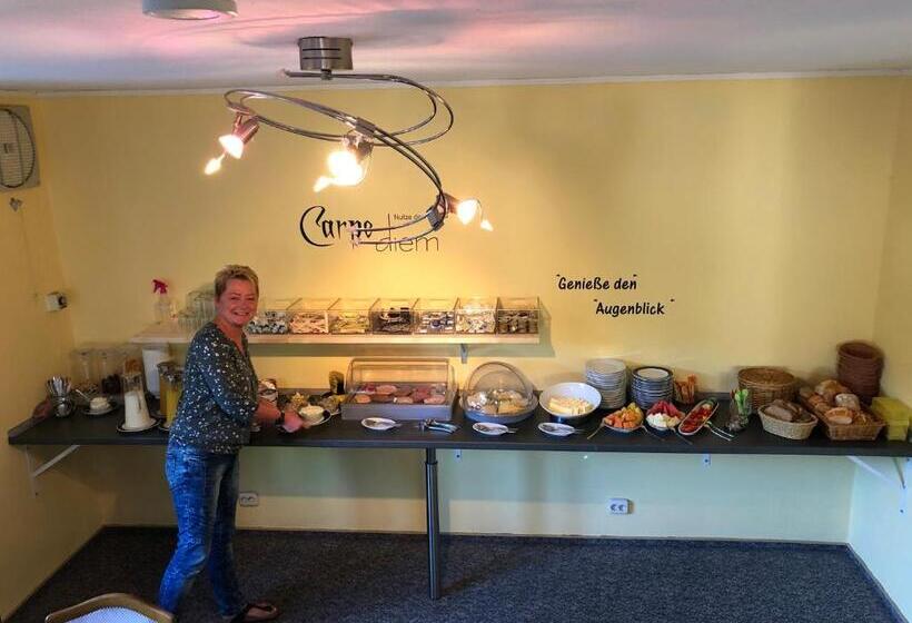 호텔 Pension Haus Irene