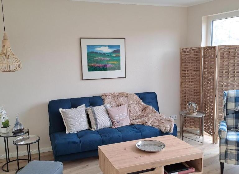 ホテル Ferienwohnungen Cafe Maarblick