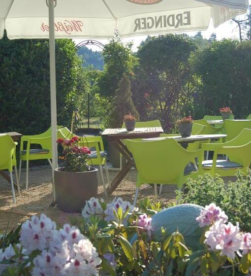 ホテル Ferienwohnungen Cafe Maarblick