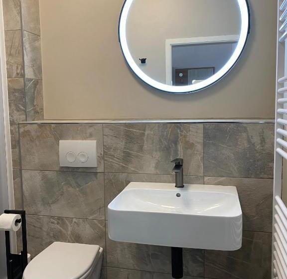 هتل Pension Zum Alten Fahrhaus