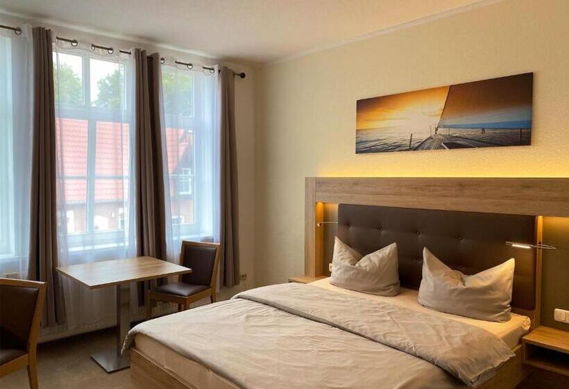 هتل Pension Zum Alten Fahrhaus