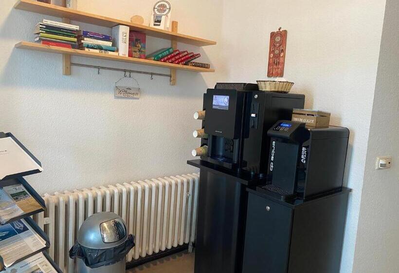 هتل Pension Zum Alten Fahrhaus