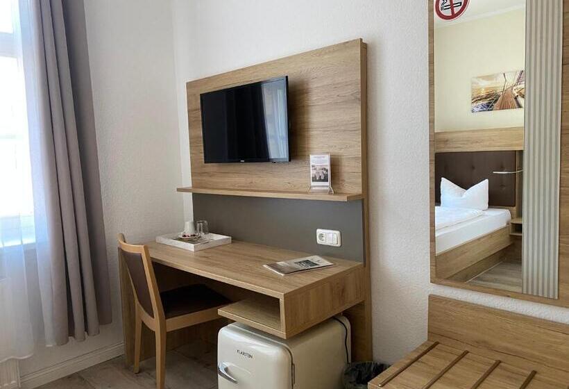 هتل Pension Zum Alten Fahrhaus