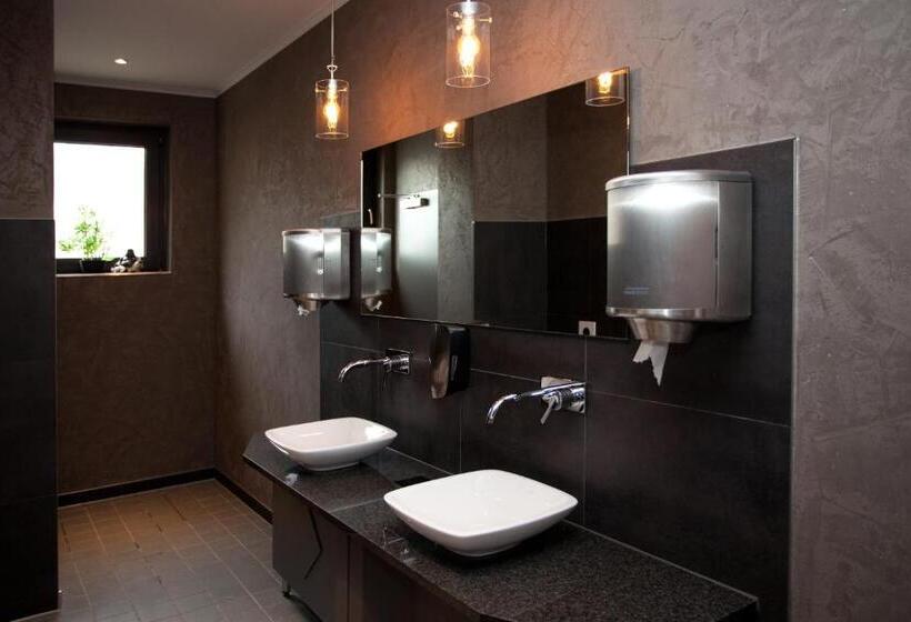 ホテル Restaurant Krüger