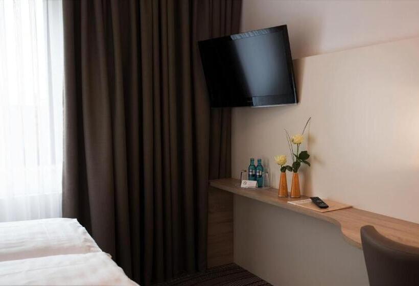 ホテル Restaurant Krüger