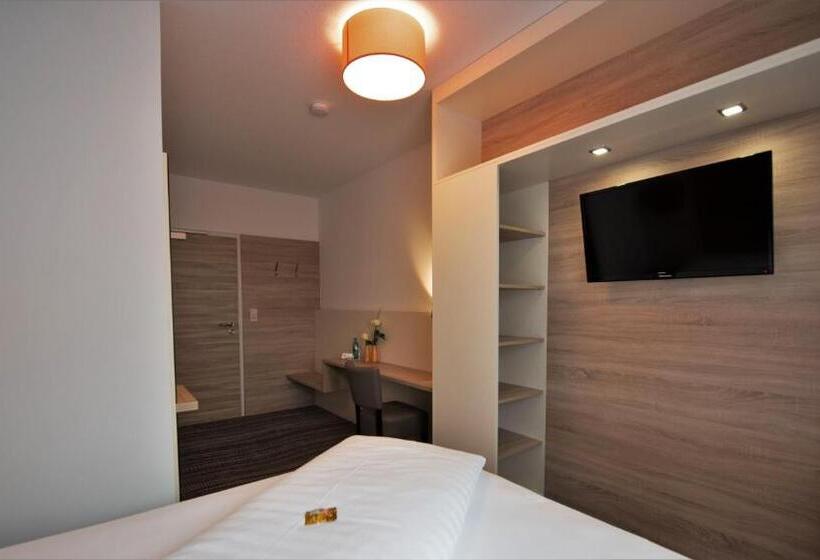 ホテル Restaurant Krüger