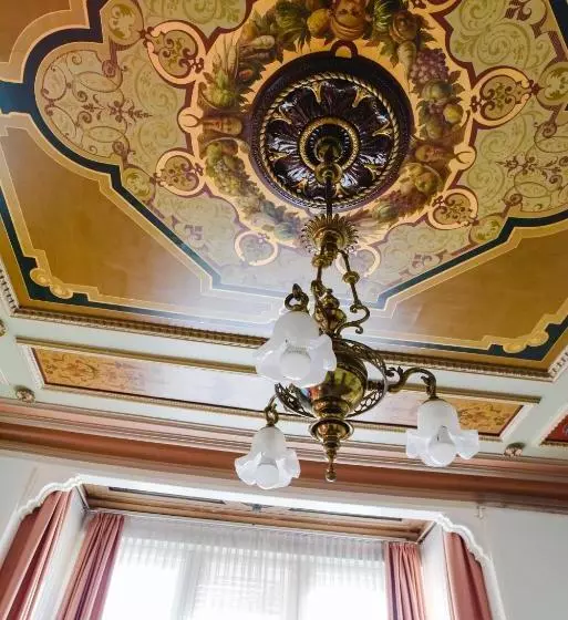 هتل Villa Junghans