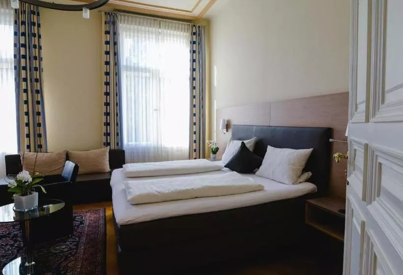 هتل Villa Junghans