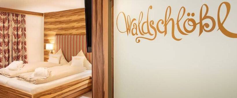 ホテル Waldschlößl