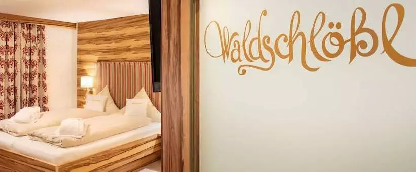 ホテル Waldschlößl