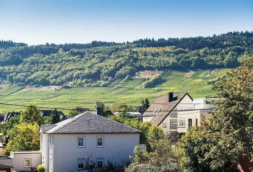 ホテル Weinhaus Weis