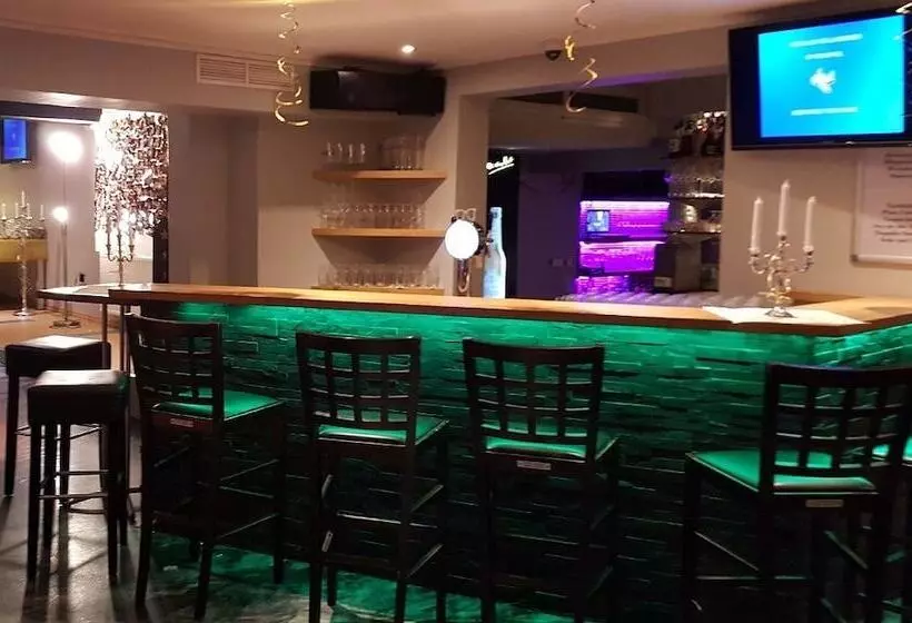 ホテル Weinhaus Weis