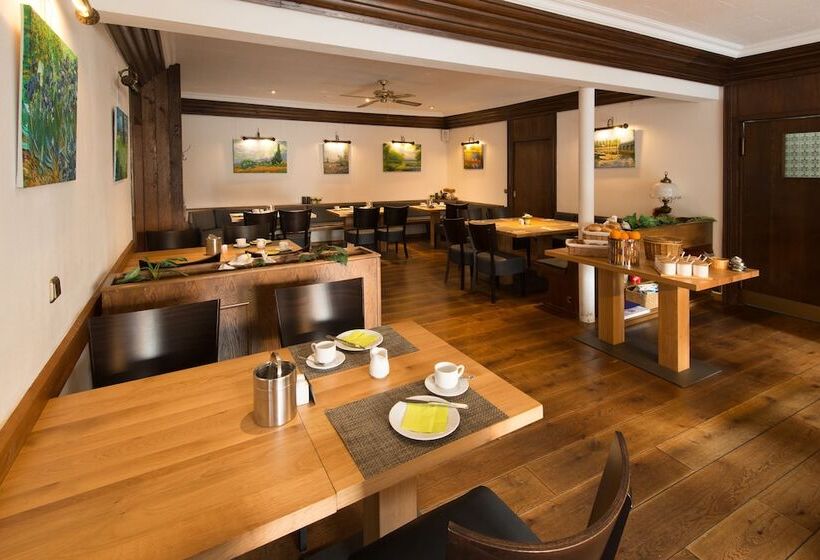 בית מלון כפרי Weinhaus Weis