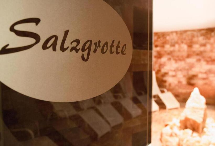 Thermenhotel Quellenhof