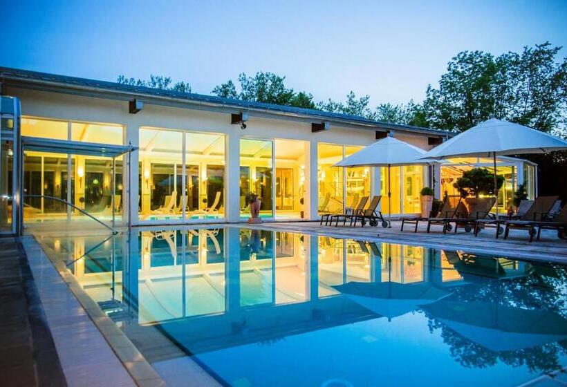 Thermenhotel Quellenhof