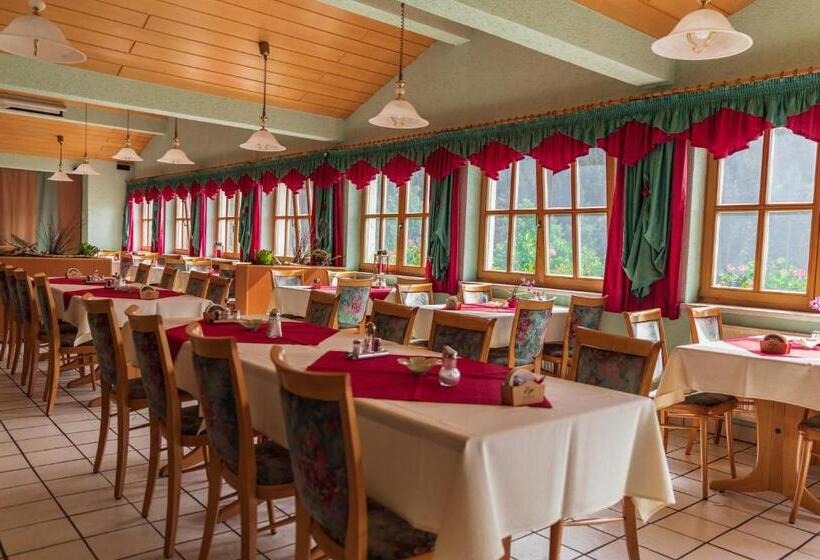 Waldhotel Seebachschleife