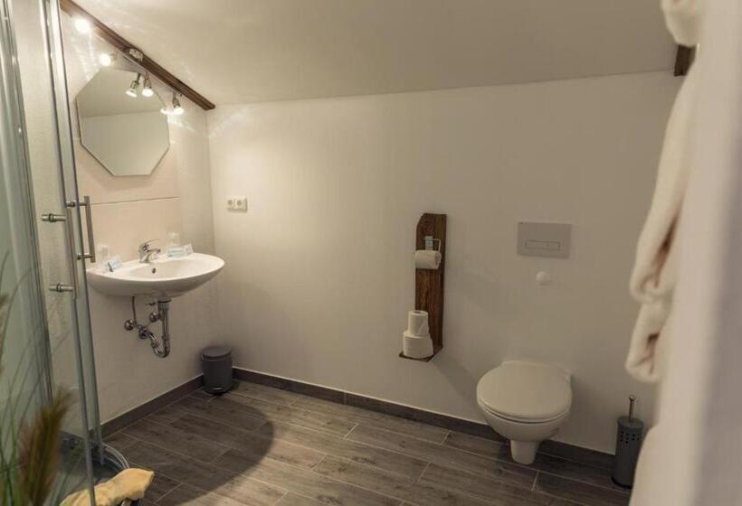 Waldhotel Seebachschleife