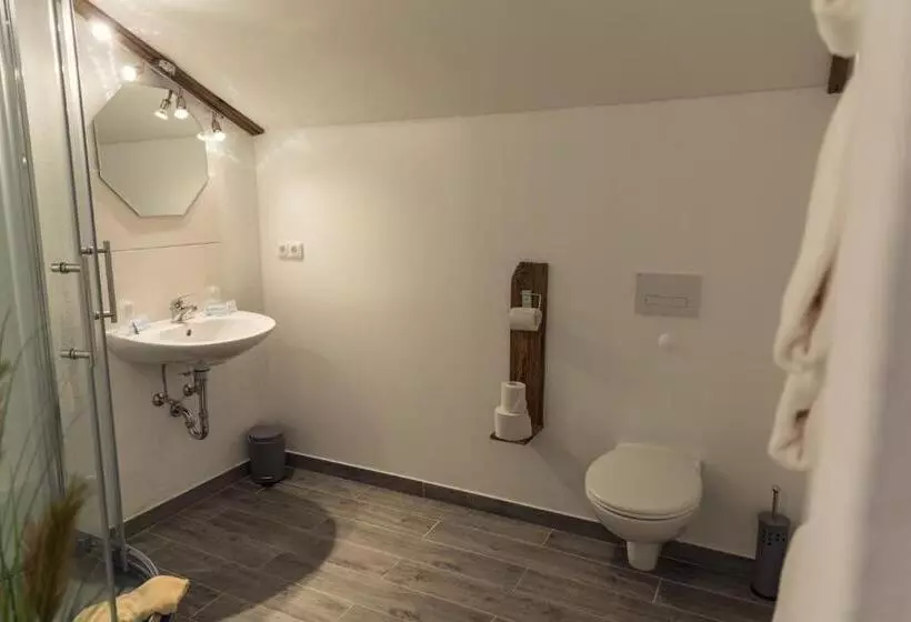 Waldhotel Seebachschleife