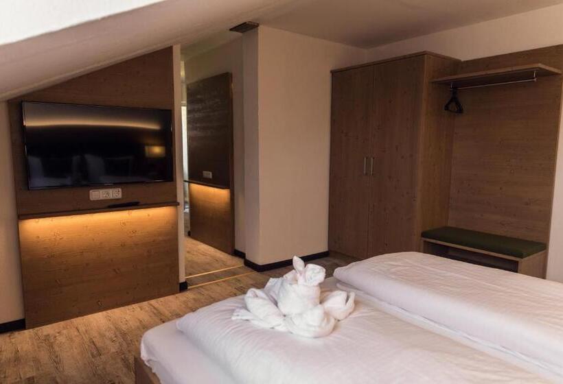 Waldhotel Seebachschleife