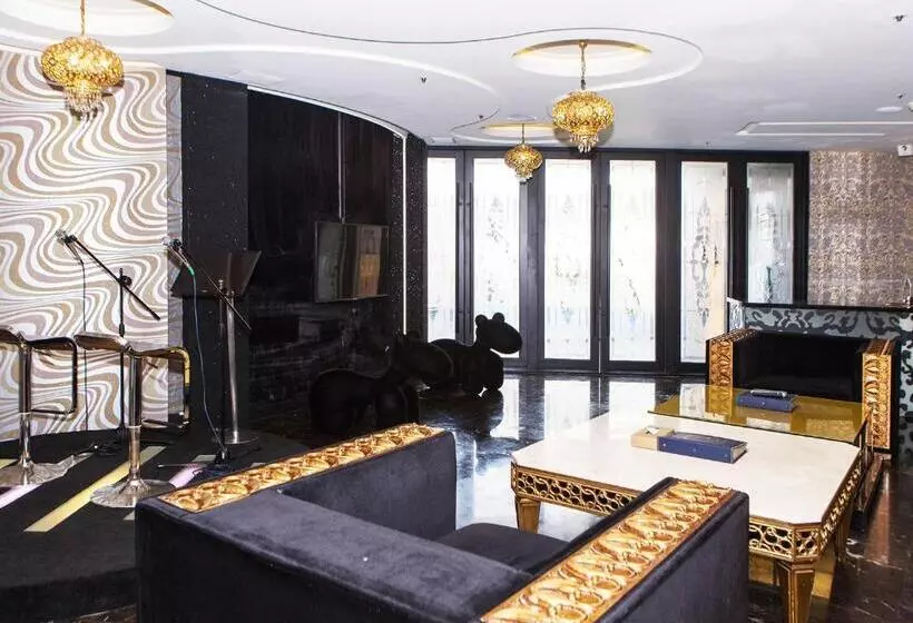 Allur Boutique Motelkao Hsiung Branch