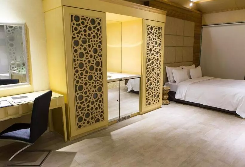 Allur Boutique Motelkao Hsiung Branch