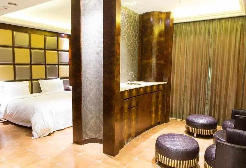 Allur Boutique Motelkao Hsiung Branch