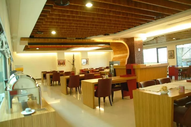 Allur Boutique Motelkao Hsiung Branch