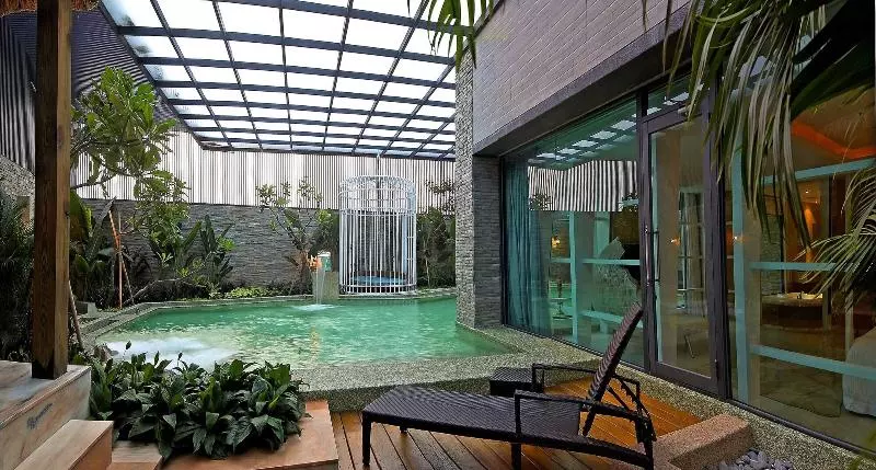 Allur Boutique Motelkao Hsiung Branch